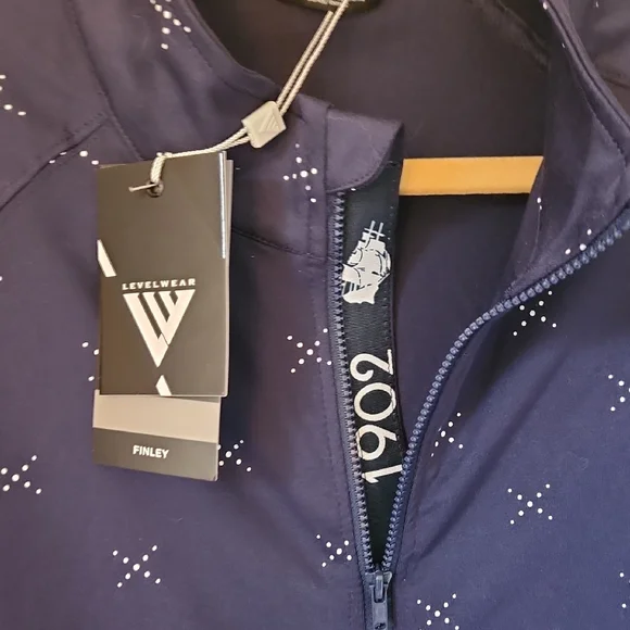 NWT- MEN'S -Elegant Navy Long Sleeve Shirt with Pattern - Picture 4 of 6